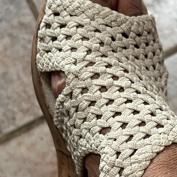 Shoes size 9M - Picture 10 of 15